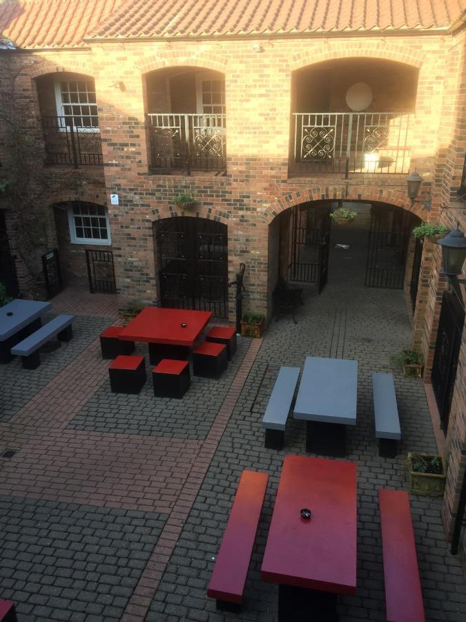 The Exchange Coach House Inn ブリッグ エクステリア 写真